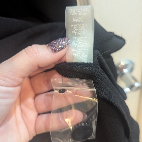 NWT Karl Lagerfeld Short-Sleeved Colorblock Sheath Dress - Picture 9 of 9